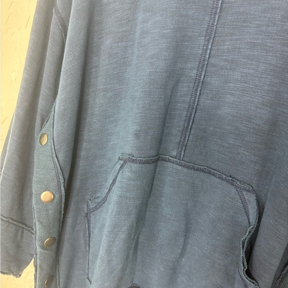 Free People Movement Blue Oversized Sweater Size XS - Picture 2 of 5